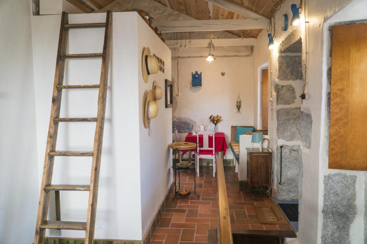 アングラ・ド・エロイーズモ Casa Da Trigueirinhaヴィラ エクステリア 写真